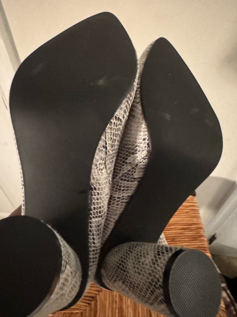 Fashion Nova Snake-Print Block Heel Ankle Boots - White/Gray/black size 8.5 - Picture 6 of 6